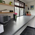 The Pigeon Hole ריבה